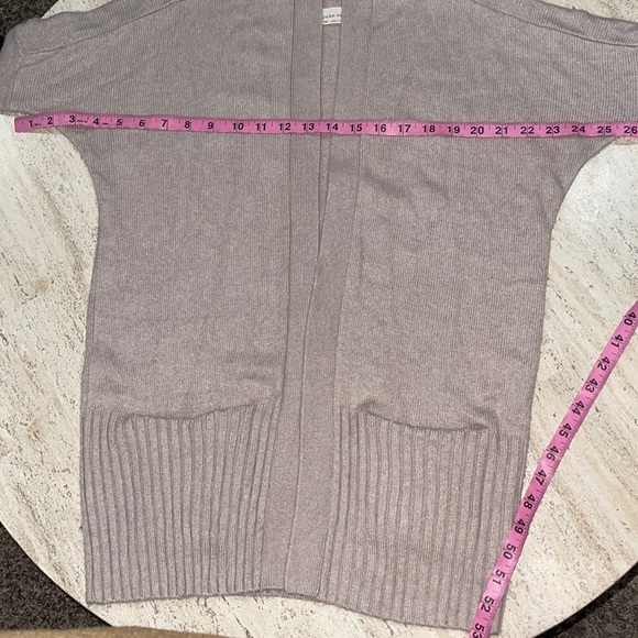 AZURE SKIES Aritzia Cashmere Angora blend Open Cardigan Sz XXS in oatmeal color. - Picture 13 of 14